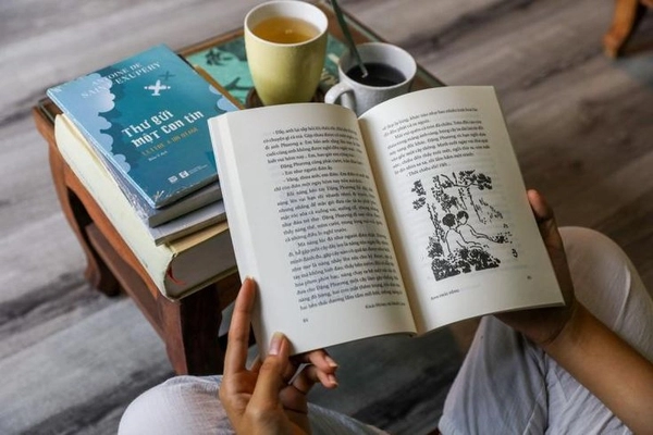 Đọc sách giúp thư giãn và cải thiện tâm trạng